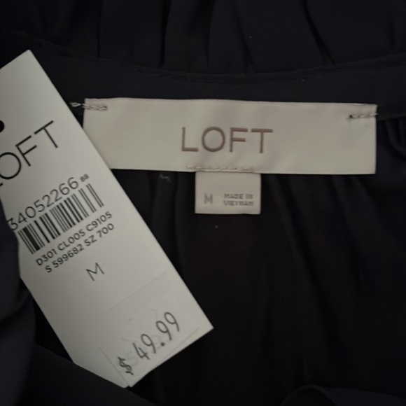 Ann Taylor Loft - Picture 2 of 6